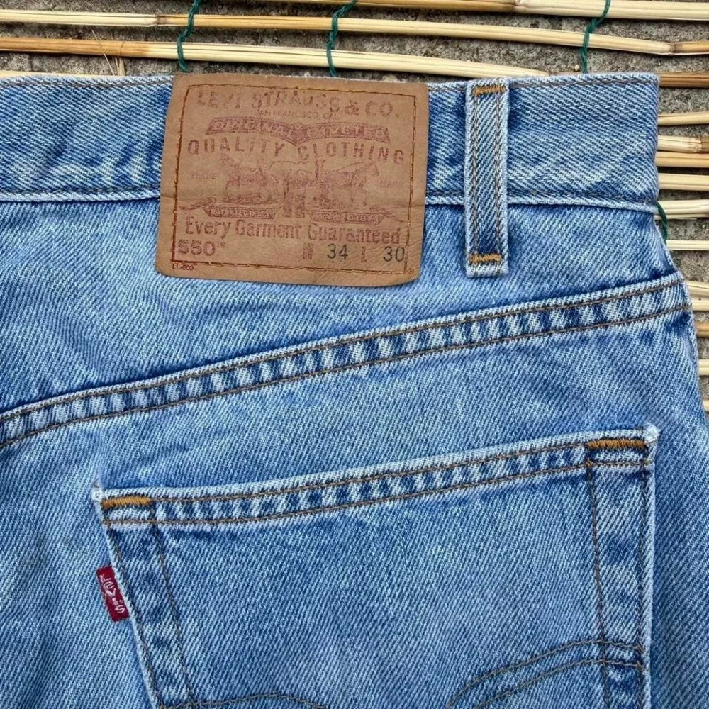 Levi's 550 Relaxed Fit Jeans Light Blue Denim‎ Size W34 L30